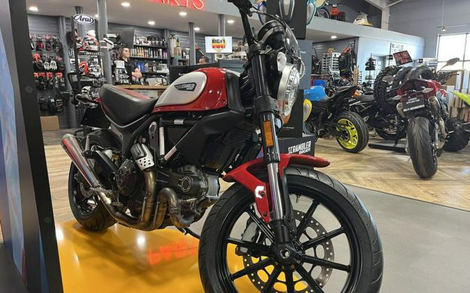 2016 Ducati Scrambler Icon Ducati Red