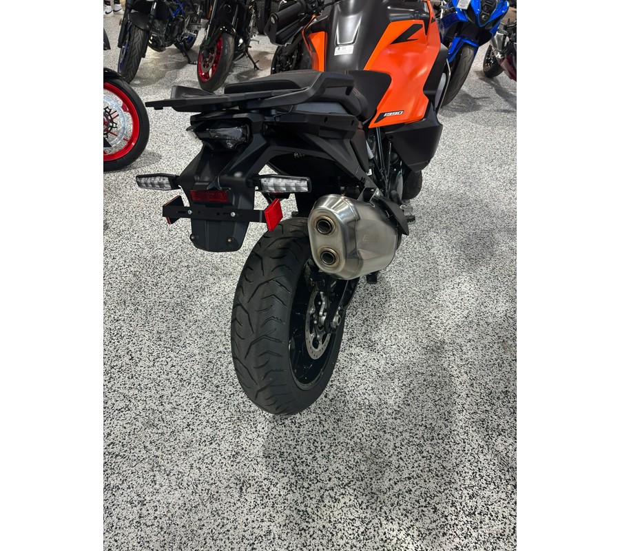 2027 KTM Super Adventure 1390 S EVO