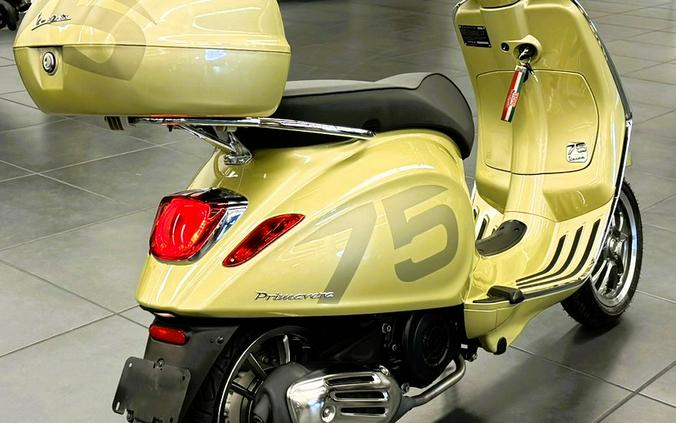 2021 Vespa Primavera 150 75th