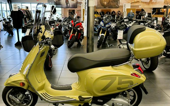 2021 Vespa Primavera 150 75th