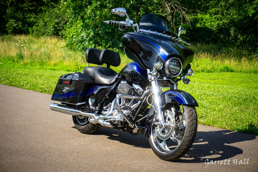 2009 Harley-Davidson® FLHX - Street Glide®