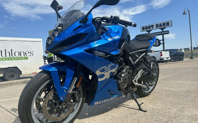 2024 Suzuki GSX 8R