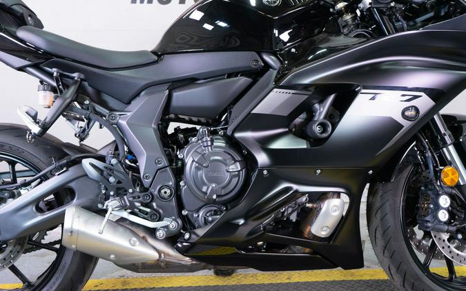 2025 Yamaha YZF-R7