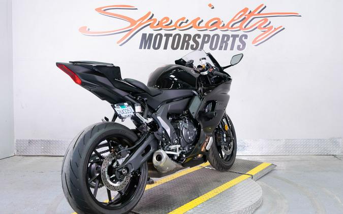 2025 Yamaha YZF-R7