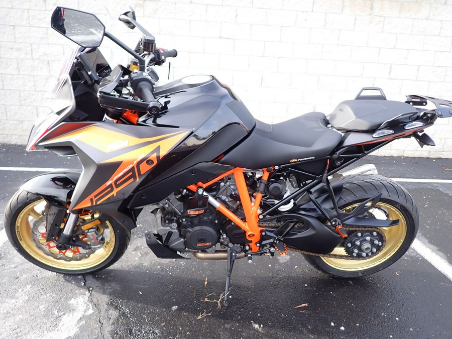 2020 KTM 1290 Super Duke GT