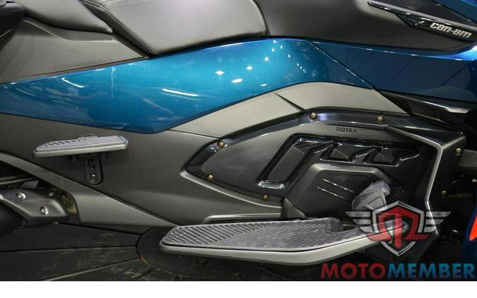 2024 Can-Am Spyder RT Limited Dark Wheels