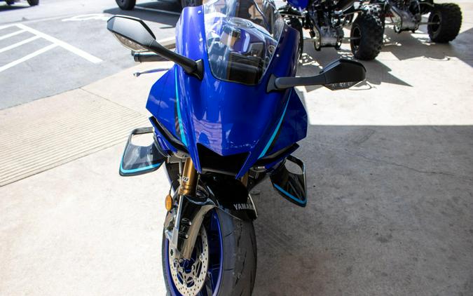 2026 YAMAHA YZF-R1