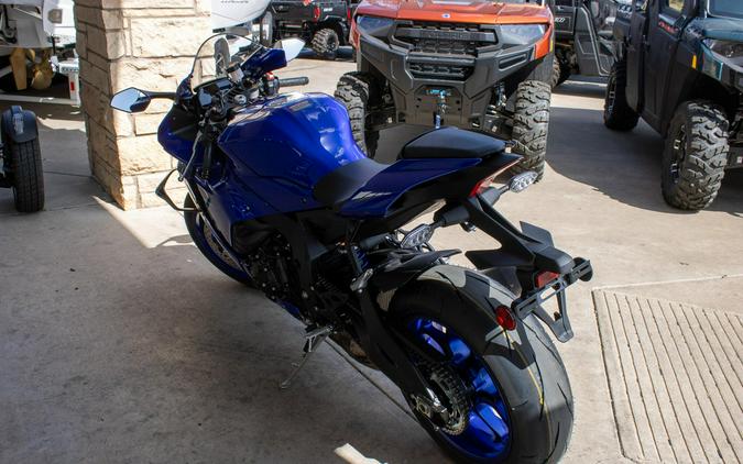 2026 YAMAHA YZF-R1