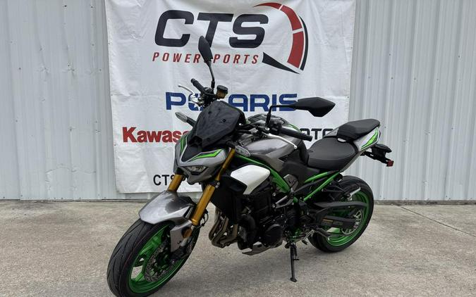 2025 Kawasaki Z900 SE ABS