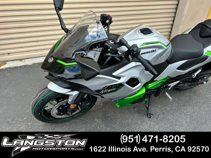 2024 Kawasaki Ninja® 7 Hybrid ABS