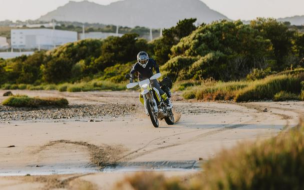2027 Husqvarna 701 Enduro