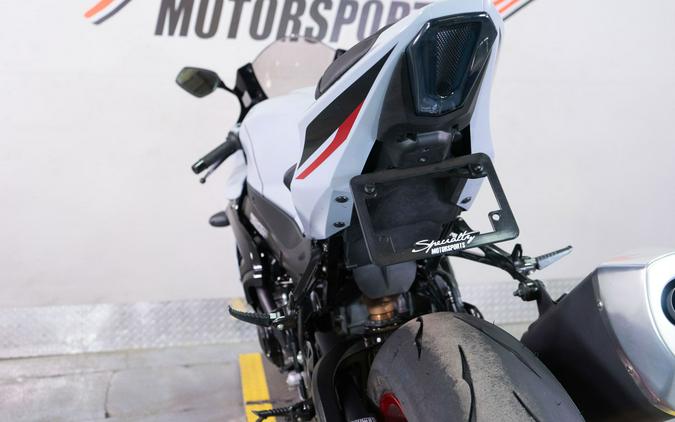 2024 Suzuki GSX-R1000R