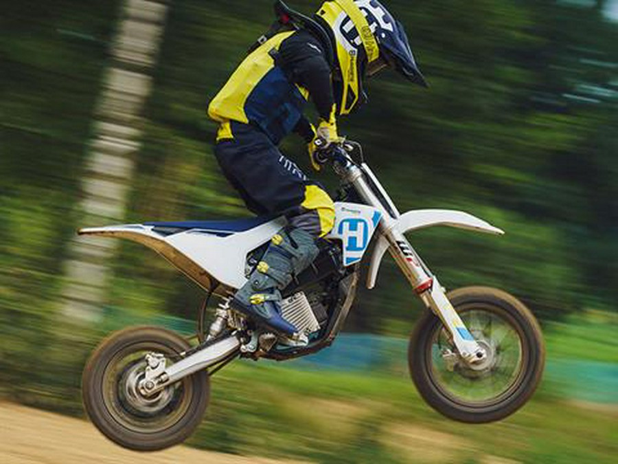 2024 Husqvarna EE 5