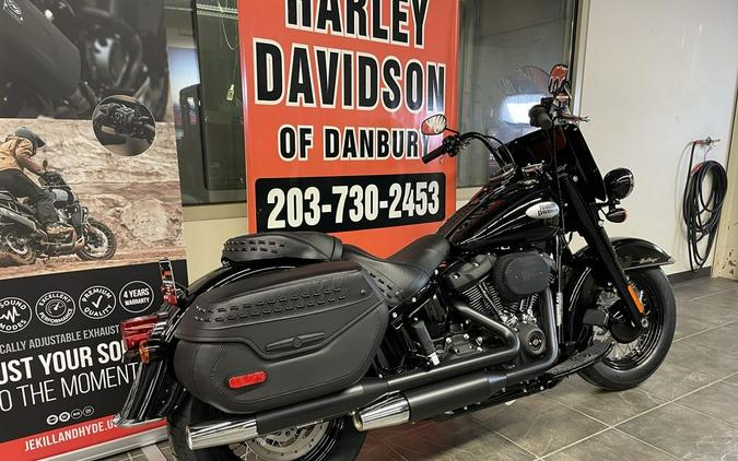 2024 Harley-Davidson® FLHCS - Heritage Classic