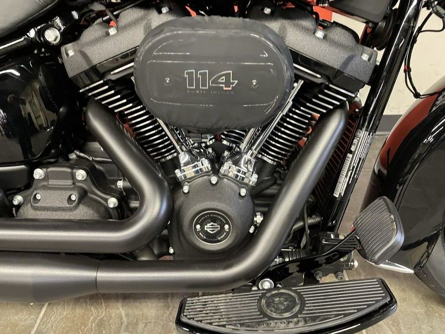 2024 Harley-Davidson® FLHCS - Heritage Classic