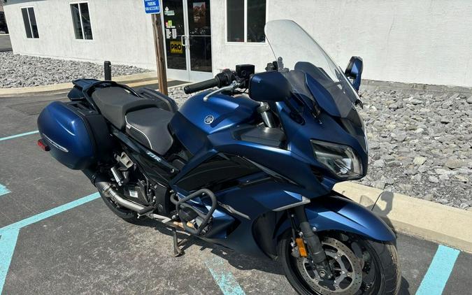 2018 Yamaha FJR1300ES™