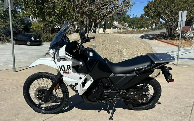 2025 Kawasaki KLR650 S Pearl Crystal White/Metallic Carbon Gray