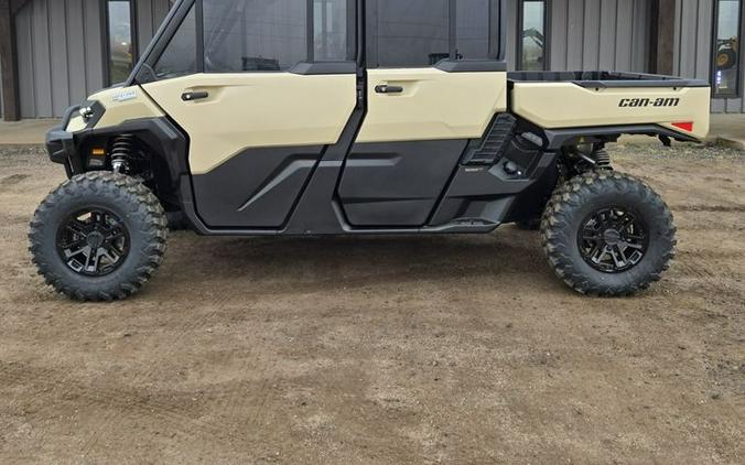 2026 Can-Am® Defender MAX Limited HD11 Desert Tan & Carbon Black