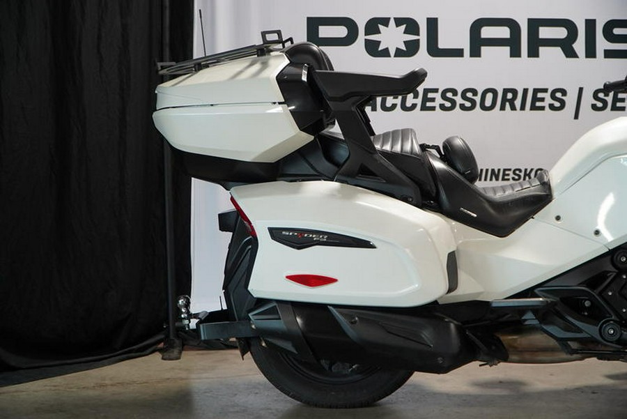 2019 Can-Am® Spyder® F3 Limited Chrome