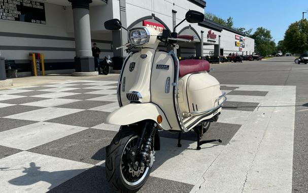 2021 Genuine Scooter Royal Alloy Grand Tourer 150