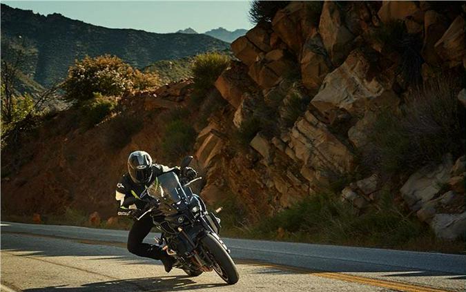 2017 Yamaha Motor Corp., USA FZ-10
