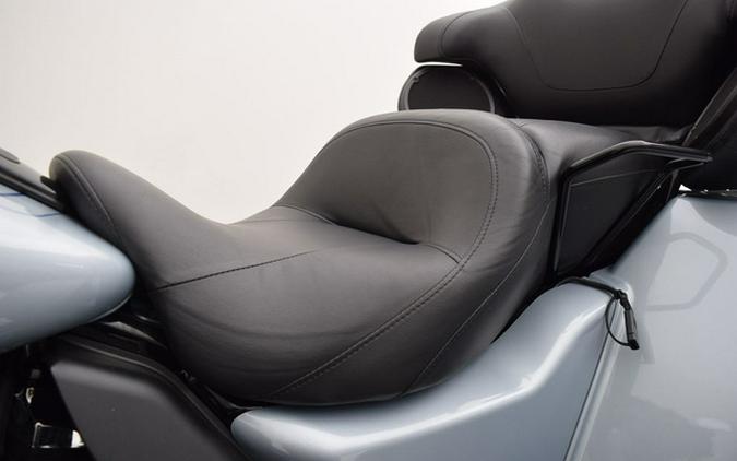 2025 Harley-Davidson FLHTCUTG - Tri Glide Ultra