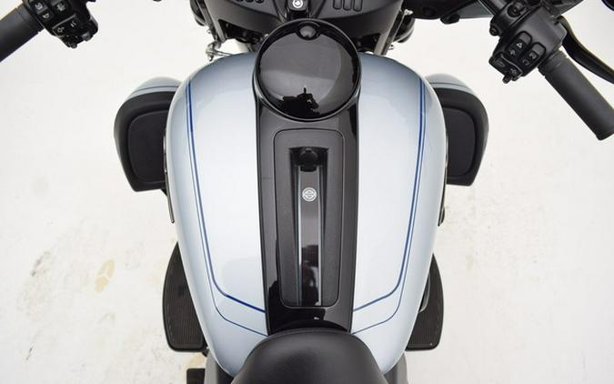 2025 Harley-Davidson FLHTCUTG - Tri Glide Ultra