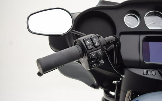 2025 Harley-Davidson FLHTCUTG - Tri Glide Ultra