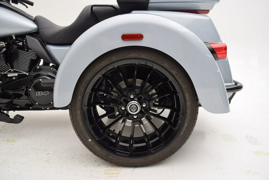 2025 Harley-Davidson FLHTCUTG - Tri Glide Ultra