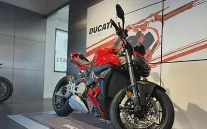 2026 Ducati STREETFIGHTER V4S