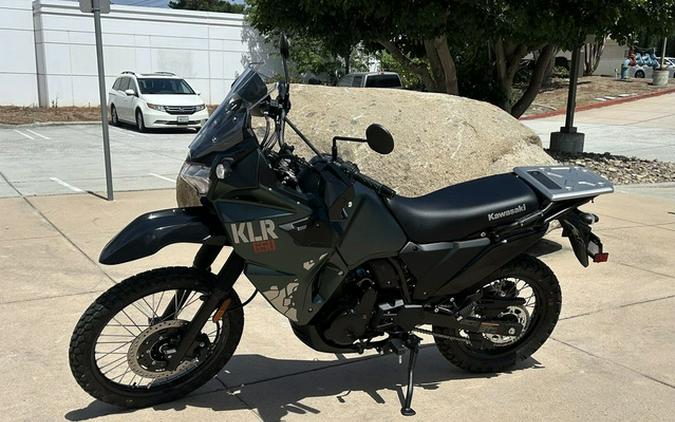 2025 Kawasaki KLR650 Metallic Matte Old School Green