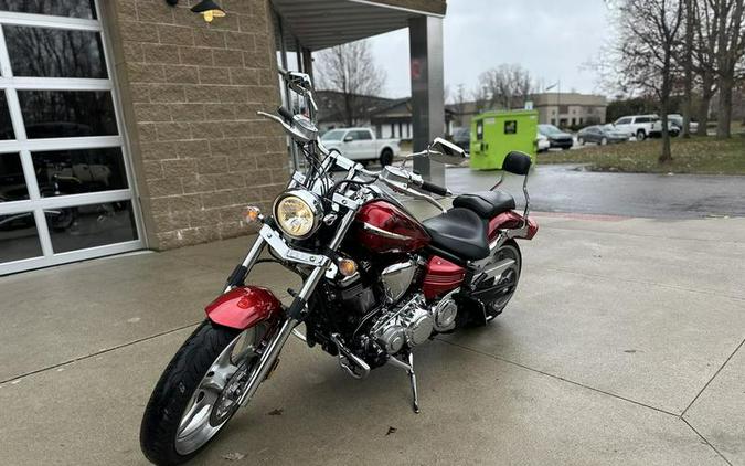 2008 Yamaha Raider® S Candy Red w/Flames