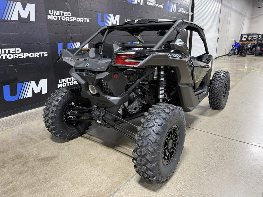 2026 Can-Am® Maverick X3 X rs Turbo RR Triple Black_4.5 in