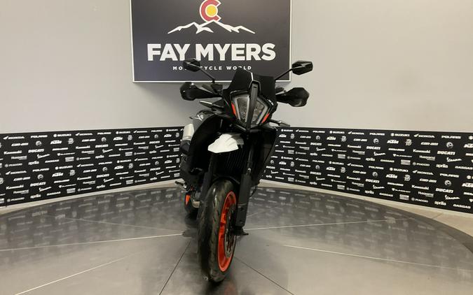 2024 KTM 890 SUPERMOTO T - 15662U