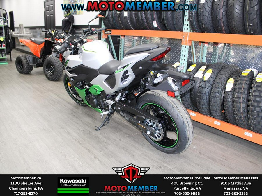 2024 Kawasaki Z7 Hybrid ABS