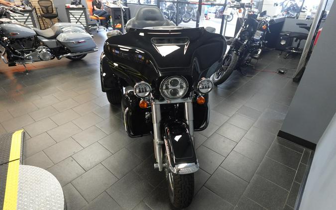 2024 Harley-Davidson Tri Glide Ultra FLHTCUTG