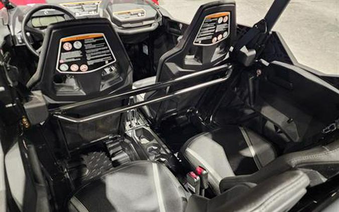 2024 Can-Am Commander MAX XT 1000R