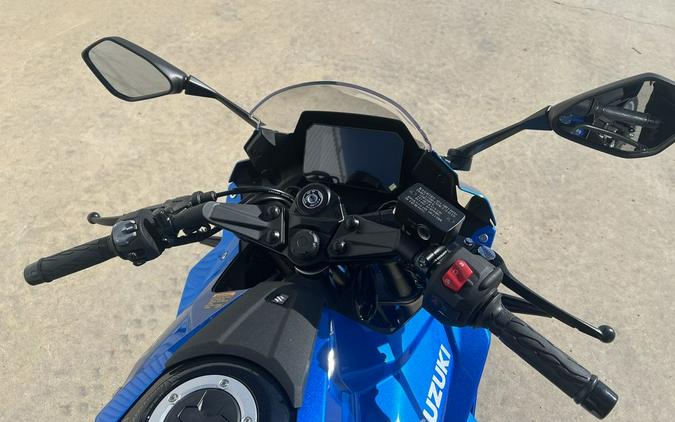 2025 Suzuki GSX-8R