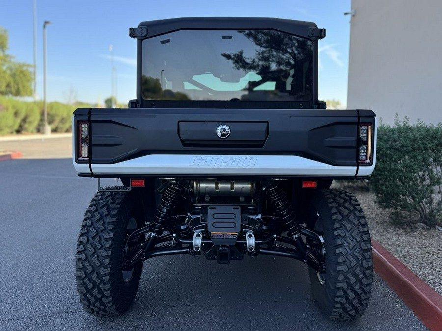 2026 Can-Am® Defender MAX Limited HD11