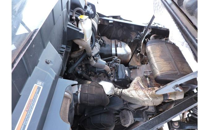 2023 Can-Am Defender XT HD9