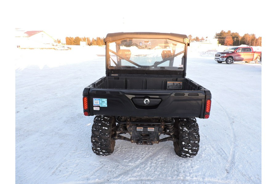 2023 Can-Am Defender XT HD9