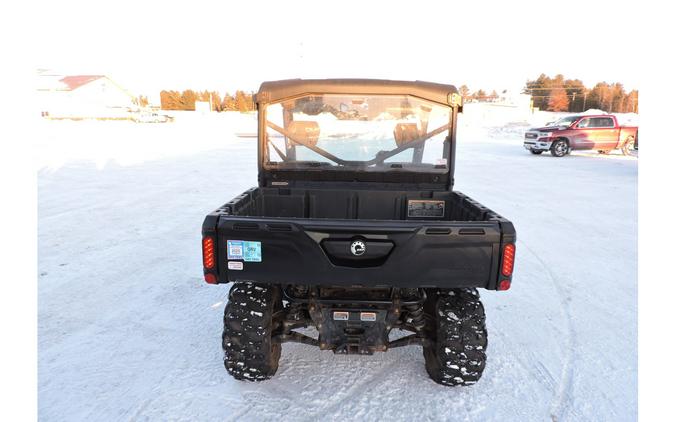 2023 Can-Am Defender XT HD9