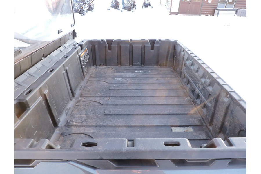 2023 Can-Am Defender XT HD9