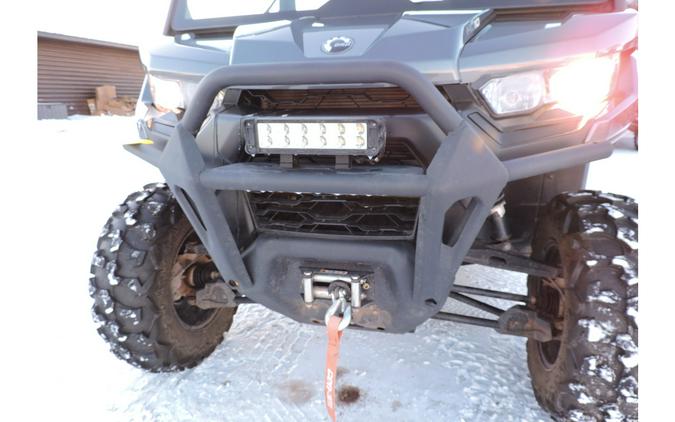 2023 Can-Am Defender XT HD9