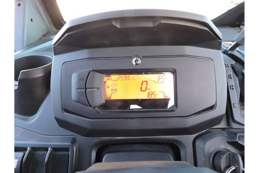 2023 Can-Am Defender XT HD9