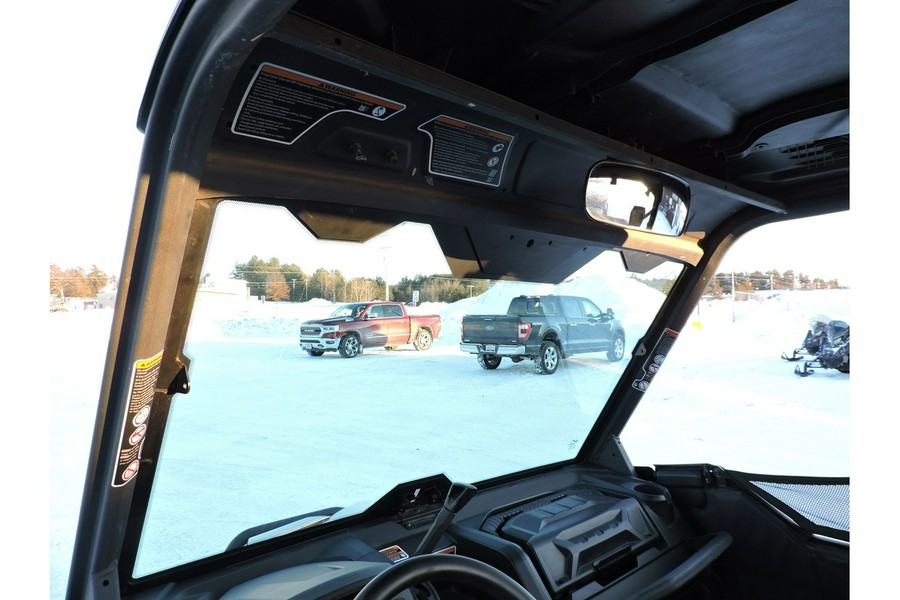 2023 Can-Am Defender XT HD9