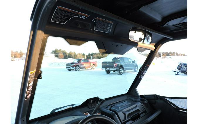 2023 Can-Am Defender XT HD9