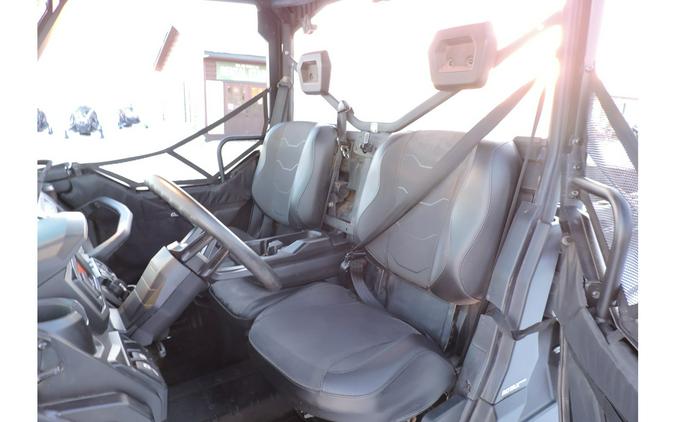 2023 Can-Am Defender XT HD9