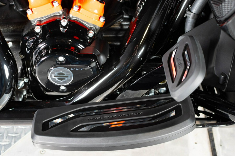 2026 Harley-Davidson CVO Street Glide Limited FLHXLSE