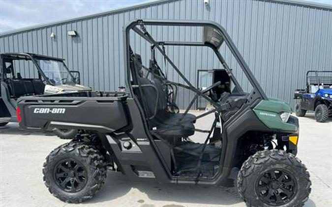 2024 Can-Am Defender DPS HD9